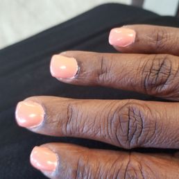Horrible Manicure job!!!! Horrible Manicure job!!!!