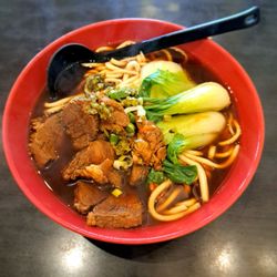 Mei Nung Beef Noodle House - Homemade Beef Noodle Soup