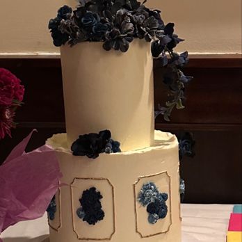Sachi's Cakes and Desserts Lab - This was the final cake. It was gorgeous and tasty. - Cupcakes Near Me - Beaumont, Texas Sachi's Cakes and Desserts Lab - This was the final cake. It was gorgeous and tasty. - Cupcakes Near Me - Beaumont, Texas