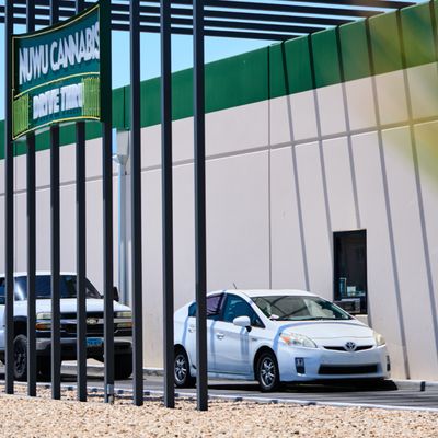 NuWu Cannabis LV by null