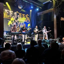 Bee Gees! Bee Gees!