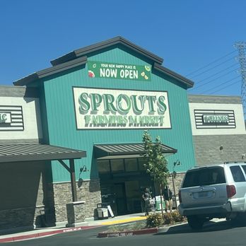 Sprouts Farmers Market - Came for a quick snap for our road trip - Grocery Near Me - Pittsburg, California