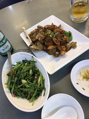 G7 Frog Porridge & Live Seafood by null