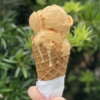 Pecan Jacks - Destin - Peach cobbler In vanilla waffle cone - Ice Cream & Frozen Yogurt Near Me - Destin, Florida Pecan Jacks - Destin - Peach cobbler In vanilla waffle cone - Ice Cream & Frozen Yogurt Near Me - Destin, Florida