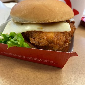 Chick-fil-A - Spicy chicken sandwich - Fast Food Near Me - Palm Coast, Florida