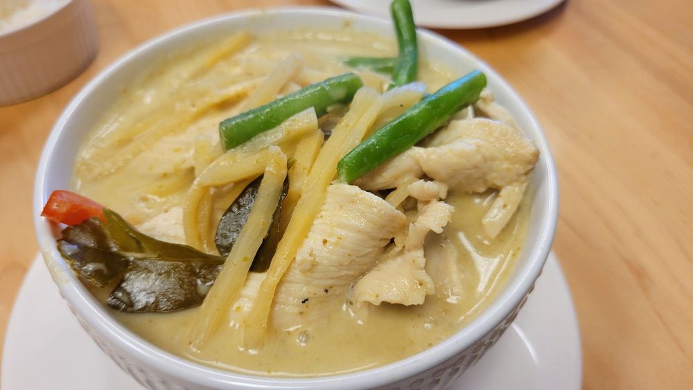 Nakhon Thai Cuisine Logo