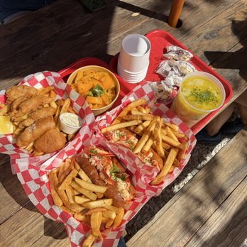 Dune Brothers - New American Near Me - Providence, Rhode Island
