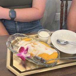 Mango sticky rice