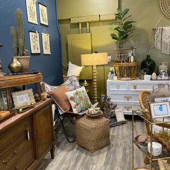 SONGBIRD VINTAGE DECOR Updated June 2025 13 Photos 1528 E Bethany 348s 