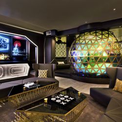 Gather in luxury in our reception space and wow guests with our impeccable service and modern ambiance.