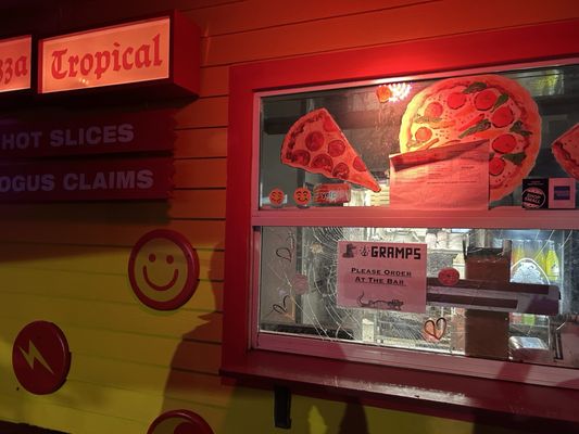 Pizza Tropical by null