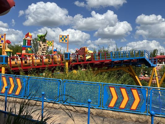 Slinky Dog Dash by null