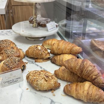Le Saint Honore - Bakeries Near Me - Dana Point, California