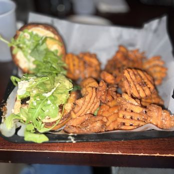 TOP 10 BEST Bars to Watch Ufc in Chicago, IL - Updated 2025 - Yelp