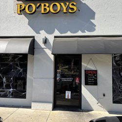 Nawlins Style Po’Boys - Outside