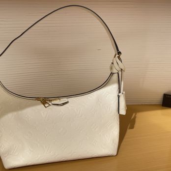 Louis Vuitton - Luggage Near Me - Paris, 75
