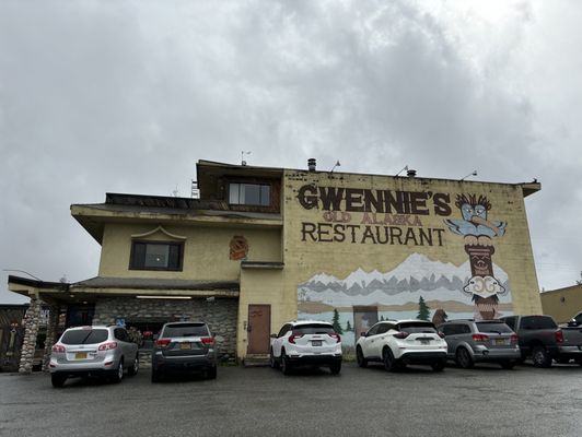 Gwennie's Old Alaska Restaurant by null