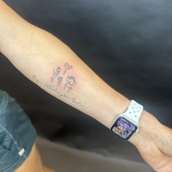 Black Palette Tattoo - Tattoo Near Me - Honolulu, Hawaii Black Palette Tattoo - Tattoo Near Me - Honolulu, Hawaii