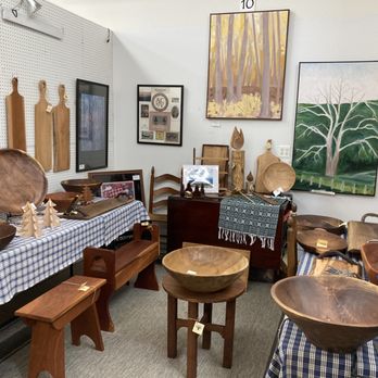 Hazel River Arts & Antiques - Just a small sampling of the the fantastic wood work available from Roger Mello. Tables, Stools, Bowls, Benches and More!! - Antiques Near Me - Washington, Virginia Hazel River Arts & Antiques - Just a small sampling of the the fantastic wood work available from Roger Mello. Tables, Stools, Bowls, Benches and More!! - Antiques Near Me - Washington, Virginia