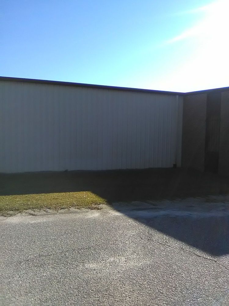 Slide of Clyde Nettles