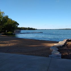 Cedar Lake Farm - Nice Beach Access.