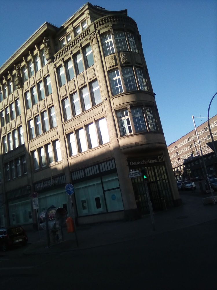 Deutsche Bank Credit Banques Hermannstr 256 258 Neukolln