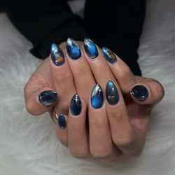 2EM Nail Place