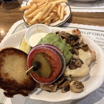 Pea Soup Andersen's Restaurant - Mushroom Swiss Sandwich - American Near Me - Santa Nella, California