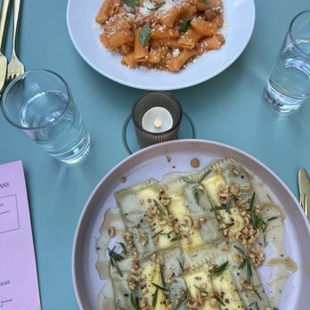 Dario - Italian Near Me - Minneapolis, Minnesota