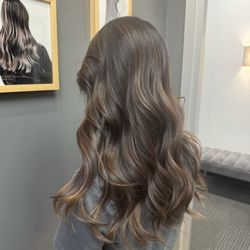 MOC Hair Studio