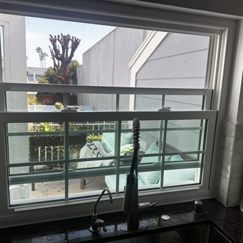 OC Window Experts - Double hung window in kitchen - Windows Installation Near Me - Huntington Beach, California OC Window Experts - Double hung window in kitchen - Windows Installation Near Me - Huntington Beach, California