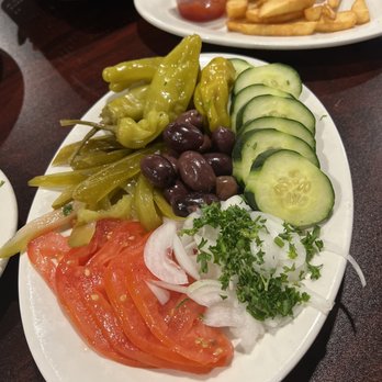 Fattoush Mediterranean Kitchen - Small veggie plate - Mediterranean Near Me - Pantego, Texas