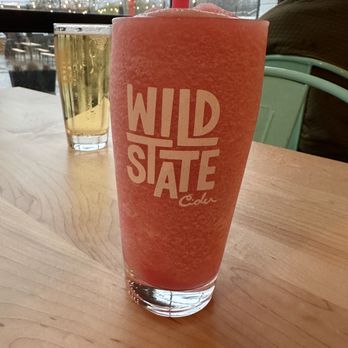 Wild State Cider - Hazy Pink Pineapple Slushy - Cideries Near Me - Duluth, Minnesota