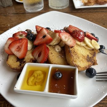 Hermosa - French Toast with fresh strawberries, bananas and blueberries - Tapas/Small Plates Near Me - Mount Kisco, New York Hermosa - French Toast with fresh strawberries, bananas and blueberries - Tapas/Small Plates Near Me - Mount Kisco, New York