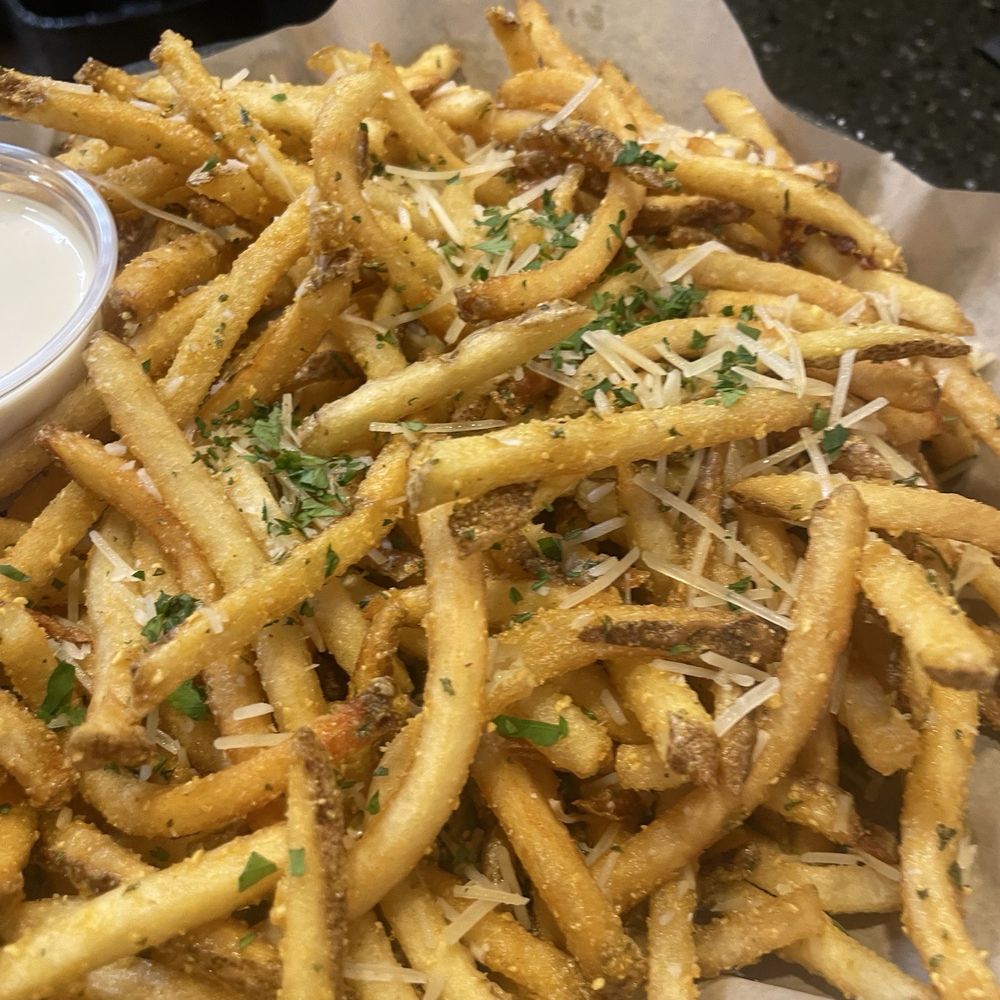 High Point Grill - Garlic fries - Sandwiches Near Me - Albuquerque, New Mexico High Point Grill - Garlic fries - Sandwiches Near Me - Albuquerque, New Mexico