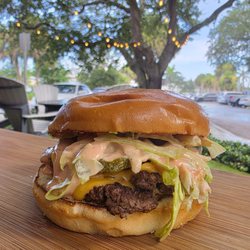 Lindburgers Delray Beach - Smash Burger