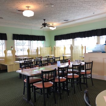 Dumser's Dairyland Restaurant - Ice Cream & Frozen Yogurt Near Me - Ocean City, Maryland