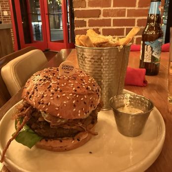 Gordon Ramsay Burger - Blue Cheeseburger Truffle Fries - Salad Near Me - Chicago, Illinois