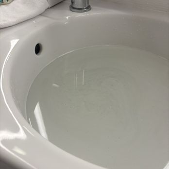 Hotel Murano - SLOOOOOW Draining sink - Hotels Near Me - Tacoma, Washington