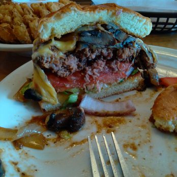 Texas Roadhouse - Uh oh, did not flatten well at all - Barbeque Near Me - Orange City, Florida