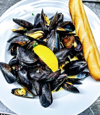 Surfside Inn by null