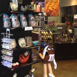 Giterdone C-Store - Gifts