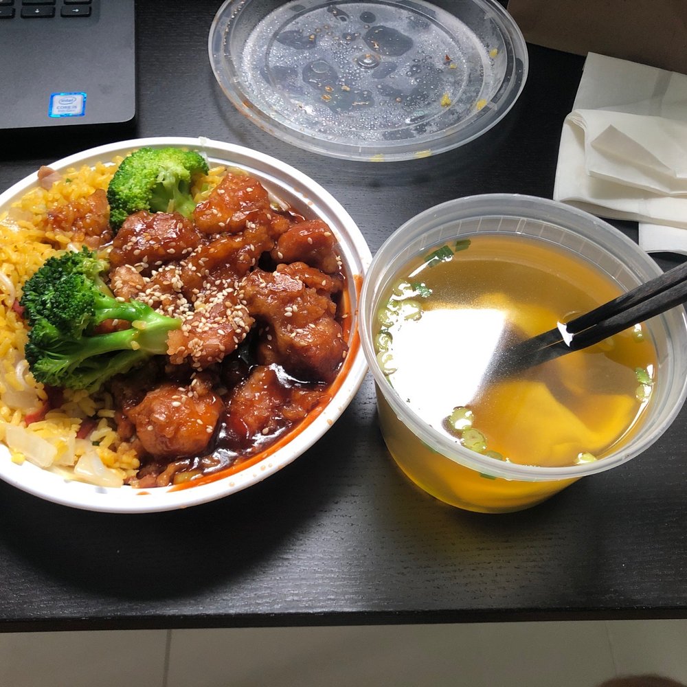 Asian Fusion - Sesame chicken lunch special - Asian Fusion Near Me - Philadelphia, Pennsylvania Asian Fusion - Sesame chicken lunch special - Asian Fusion Near Me - Philadelphia, Pennsylvania