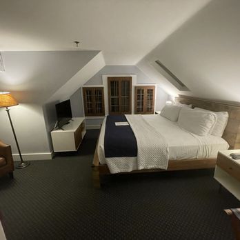 Brass Key Guest House - Hotels Near Me - Provincetown, Massachusetts