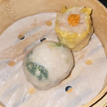 Mott 32 - Crab roe siu mai (top) prawn chili dumpling (bottom) - Chinese Near Me - Las Vegas, Nevada Mott 32 - Crab roe siu mai (top) prawn chili dumpling (bottom) - Chinese Near Me - Las Vegas, Nevada