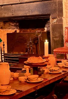 Bunratty Castle & Folk Park by null
