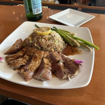 Garlic - Ahi tuna - Steakhouses Near Me - Stroudsburg, Pennsylvania