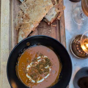 Kindred - Grilled cheese and tomato soup - Cocktail Bars Near Me - San Diego, California Kindred - Grilled cheese and tomato soup - Cocktail Bars Near Me - San Diego, California