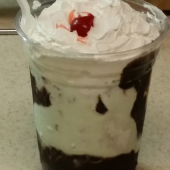 Frosty Falls Ice Cream - 3 scoops of Pistachio with Hot Fudge, Whipped Cream and Toffee Topping - Ice Cream & Frozen Yogurt Near Me - Bridgeport, Pennsylvania
