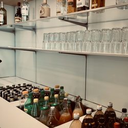 Swiss Airline First Class And Senator lounge - It's 5 o'clock somewhere!